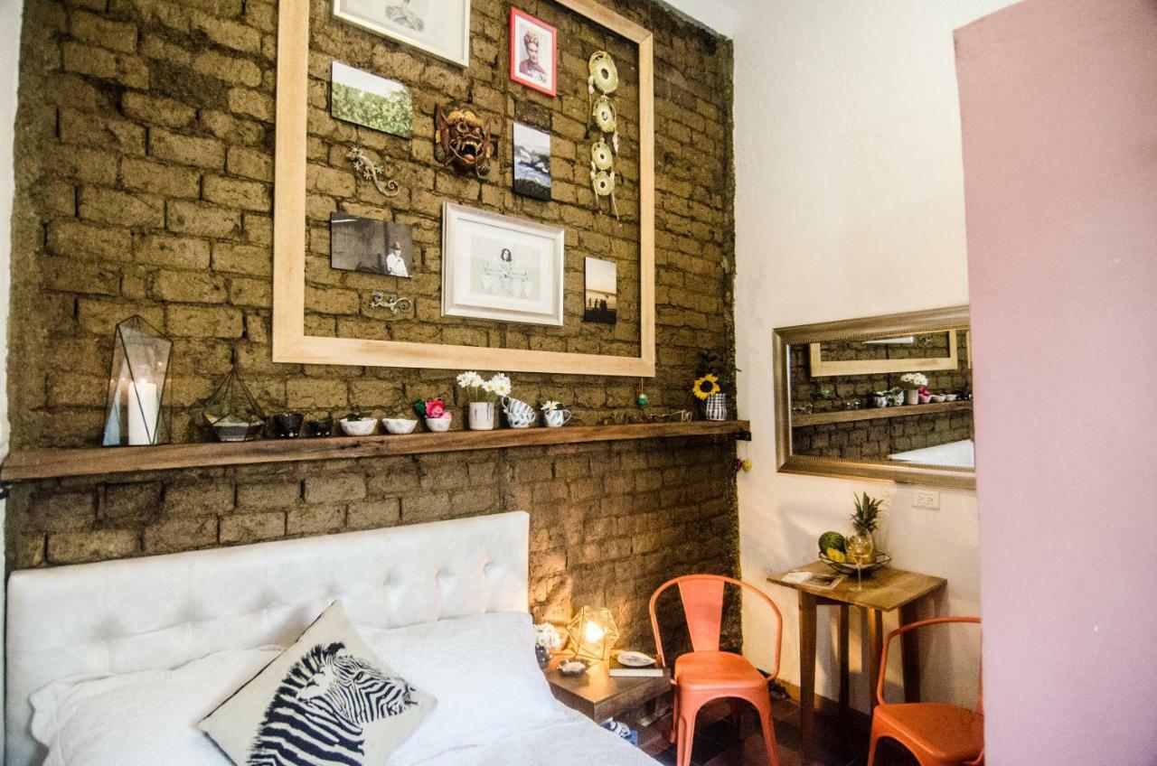 Moonshine Boutique Hostal 卡利 外观 照片