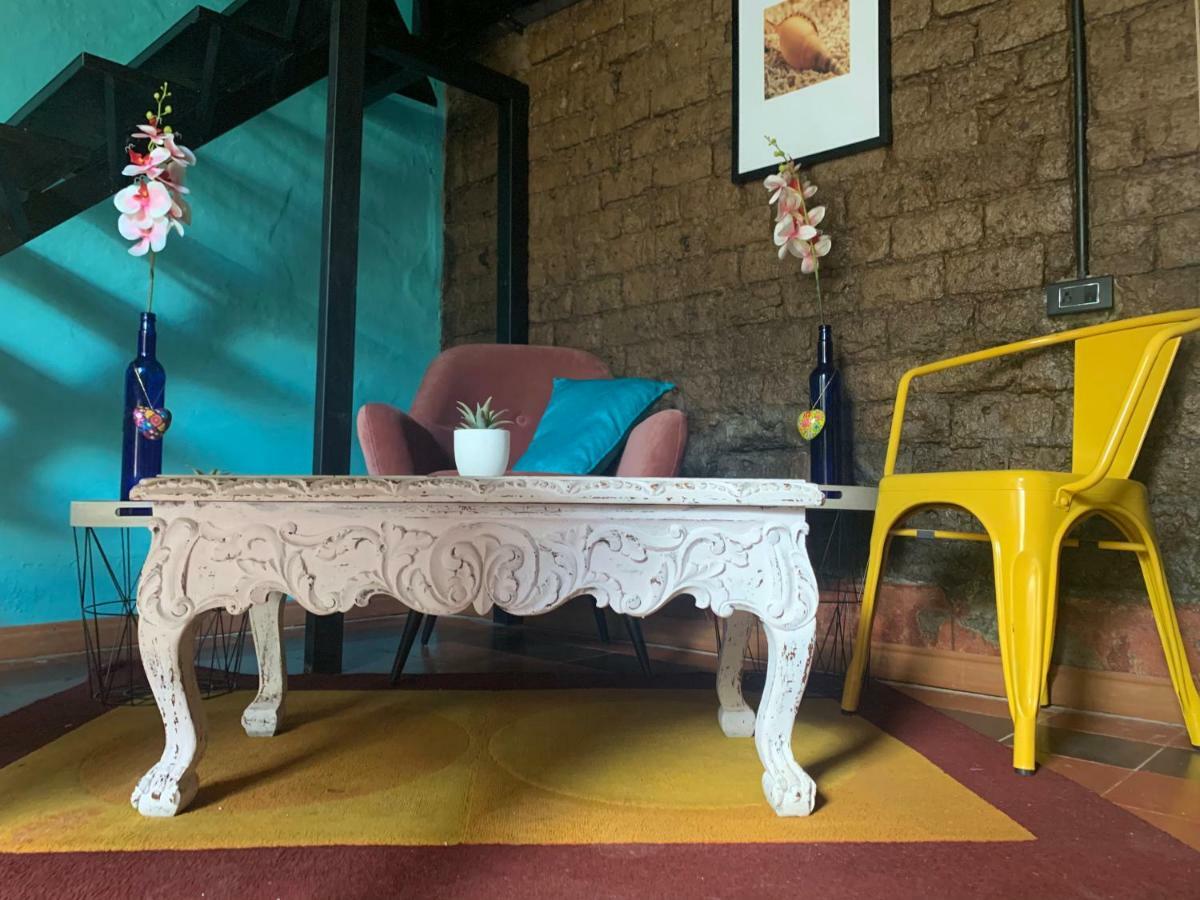 Moonshine Boutique Hostal 卡利 外观 照片